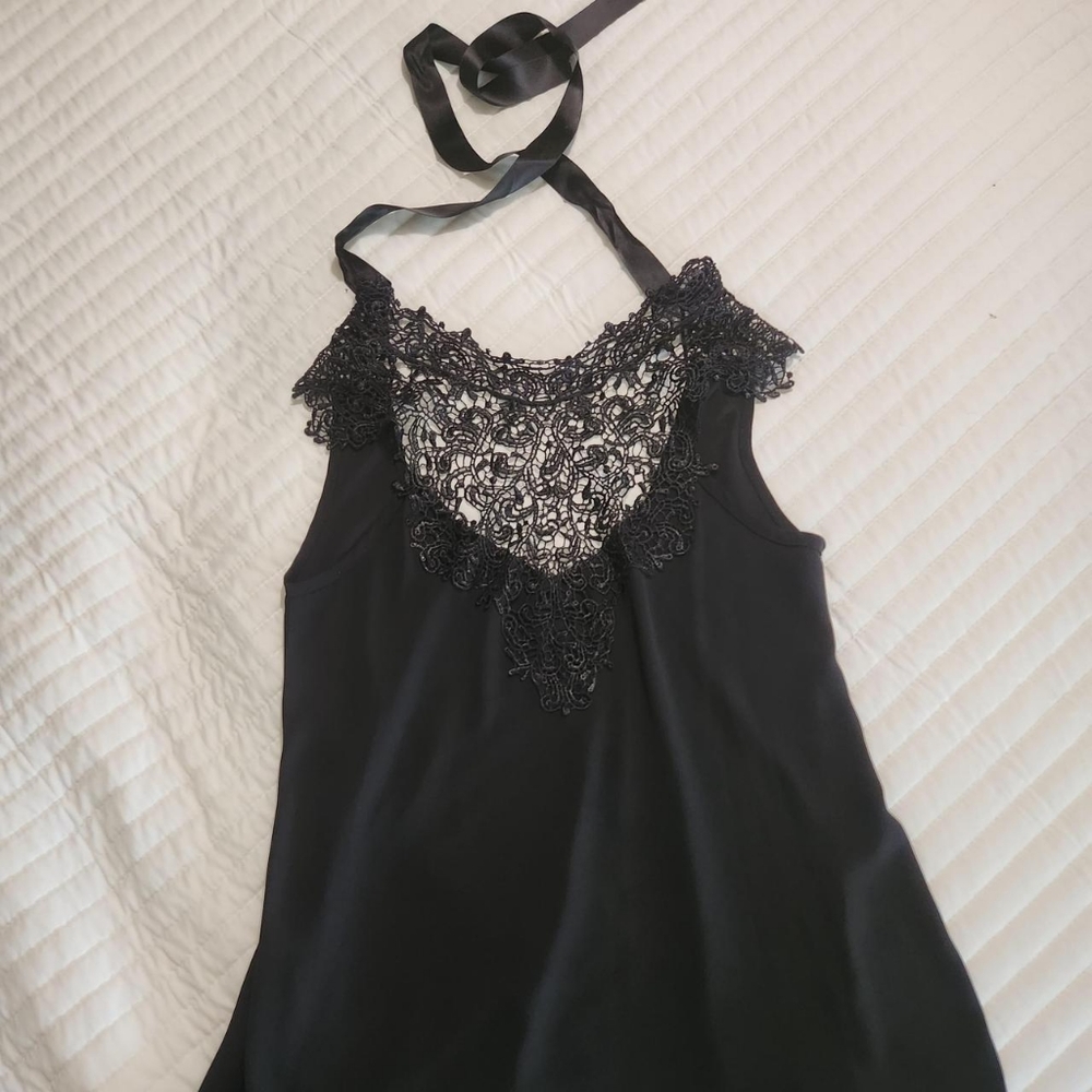 black top with lace front open back and a ribbon neck tie size:M